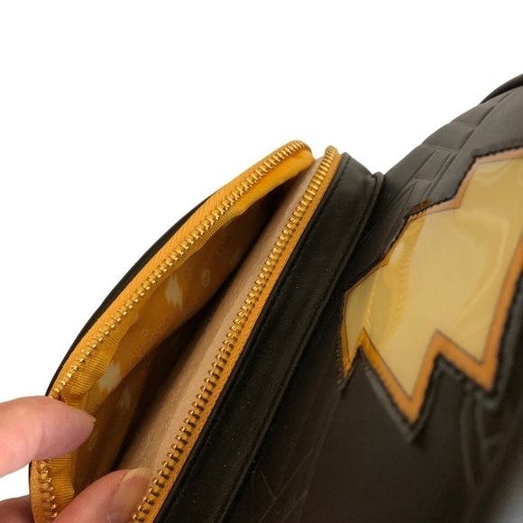 Loungefly DC Comics Black Adam Light Up Lightening Bolt Mini Backpack NWT - Picture 6 of 12